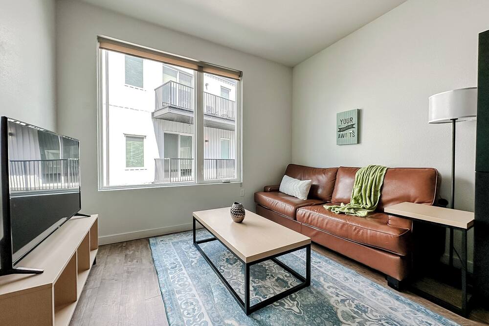 Sleepover: Optimal 1BD\/1BA - Bowling Green