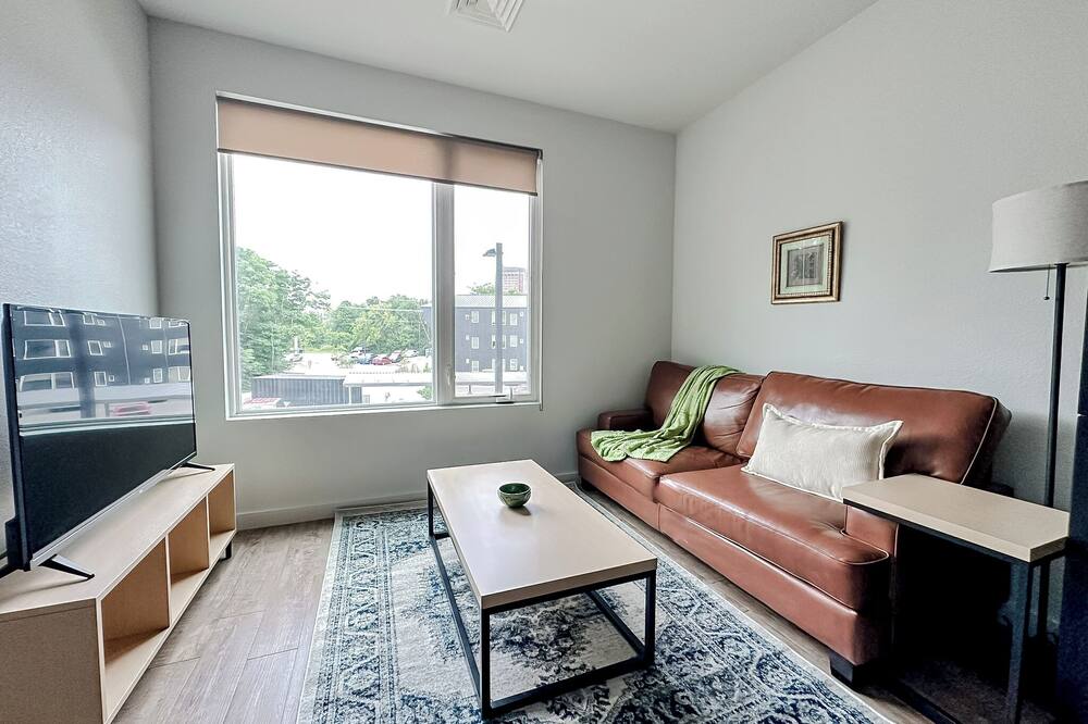 Sleepover: Charming 1BD\/1BA - Bowling Green
