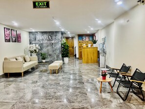 Reception - Hana Hotel & Apartment Da Nang (Da Nang)