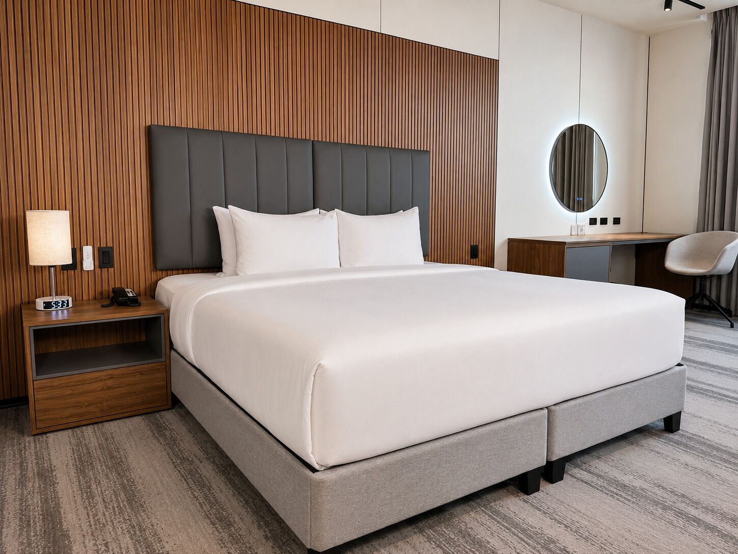 Premium bedding, in-room safe, desk, laptop workspace