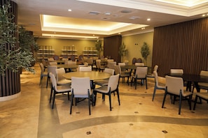 Free daily local cuisine breakfast