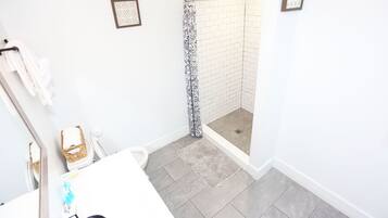Hair dryer, towels