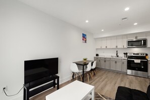 Interior - Luxury DC Unit with Courtyard View & Close to All (Washington)