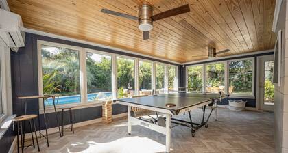 Spacious Pool Home 3 Miles to UF!