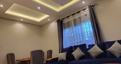 Lovely 2-bedroom apartment with WiFi in Mpala