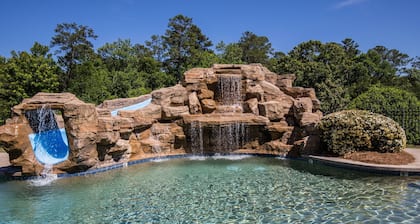 Stoneview Waterfront Wishes- 3Br/3Ba Condo Rental