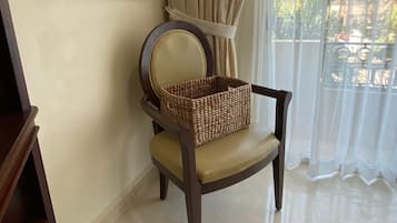 In-room safe, iron/ironing board, free WiFi