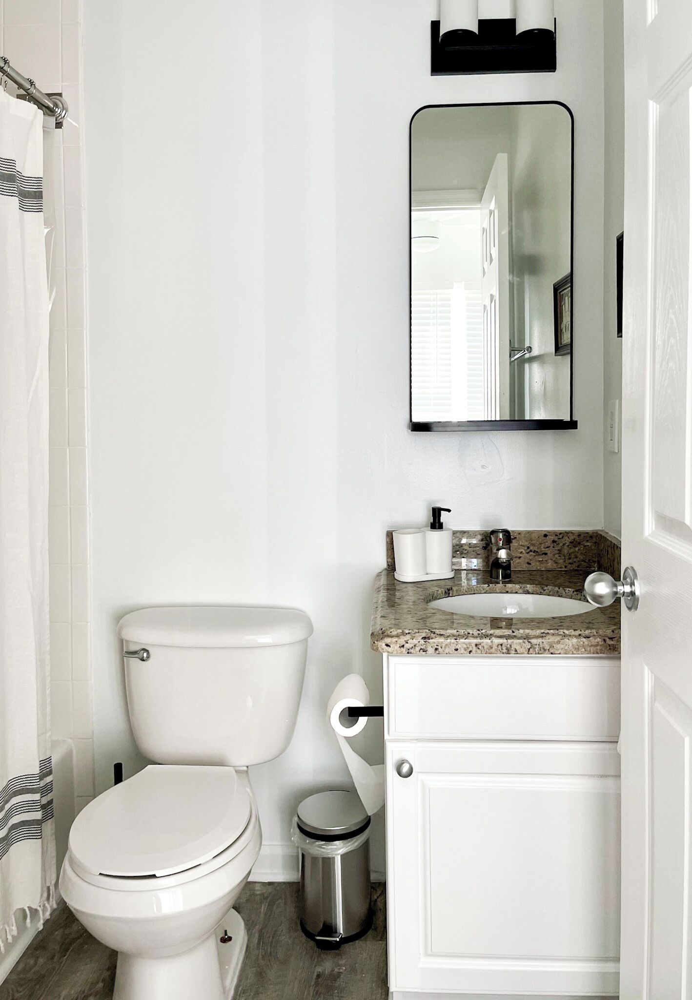 Second floor: A well-appointed en-suite bath attached to the primary bedroom.