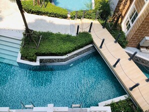 Piscine intérieure