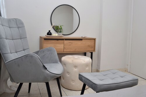 Apartment next to the sea is a beachfront property located in Alimos / Athens