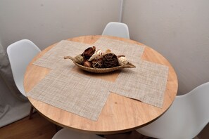 Dining - Apartment next to the sea is a beachfront property located in Alimos / Athens (Alimos)