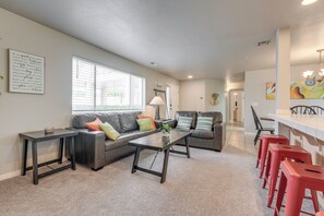 TV, offices - Family-Friendly St George Condo w/ Community Pools (St. George)