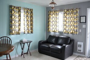 Premium Cottage #5 | Living area