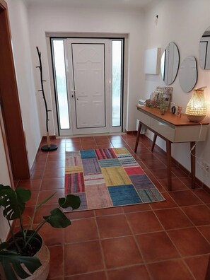 Interior entrance - Casa com ALma (Ourem)