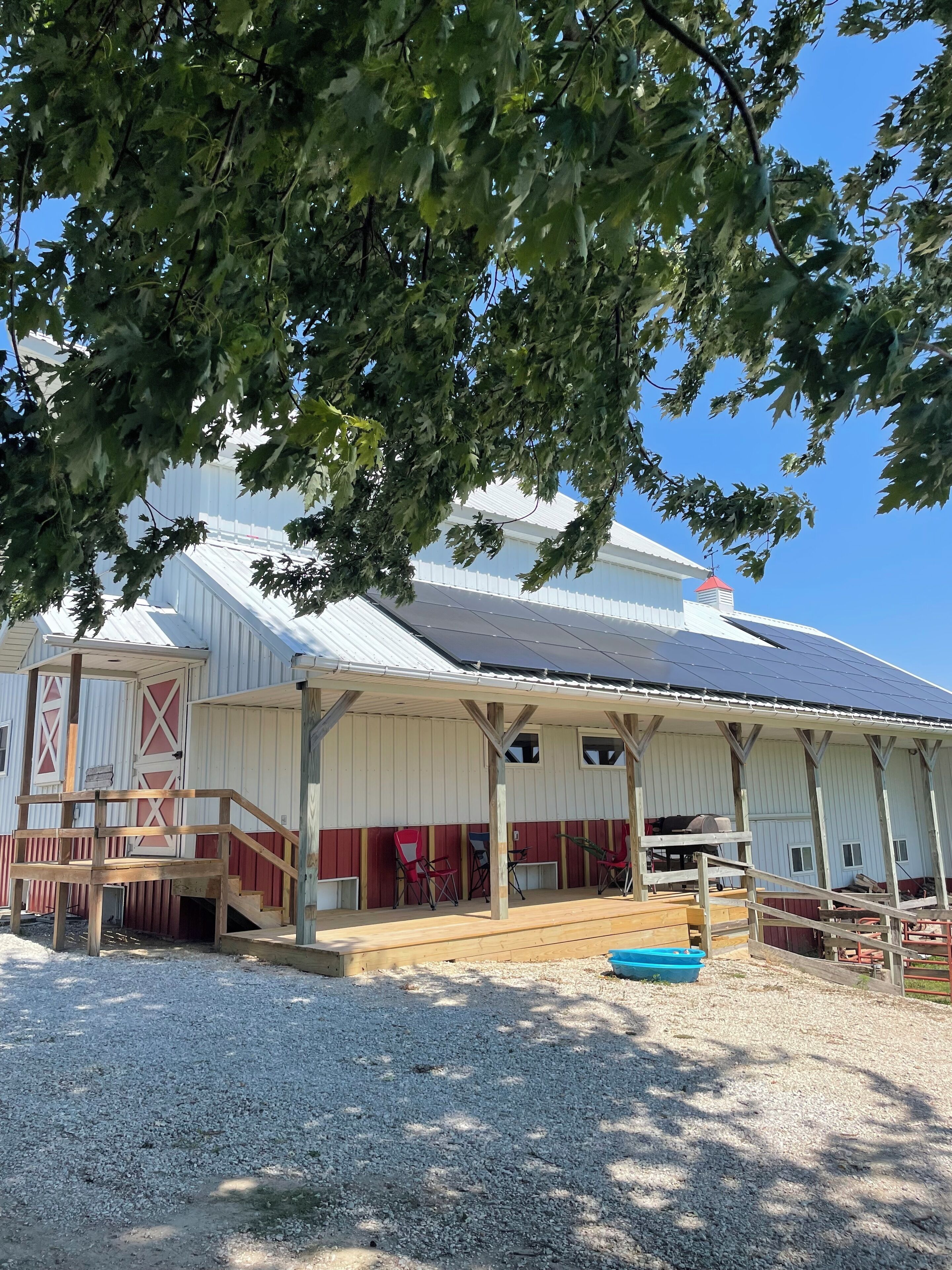 Bed & Breakfast Barn near playground park, trout streams, bike trails