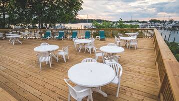 Sun deck