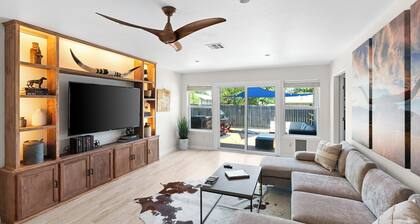 Downtown Georgetown Retreat for the family or entertaining. Pet-Friendly!