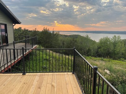 Beautiful newly renovated home overlooking Lewis and Clark lake.  