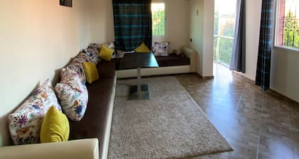 Luxury apartment with views of Oasis, air conditioning and quiet