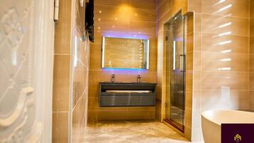 Handdoeken, zeep, shampoo, toiletpapier