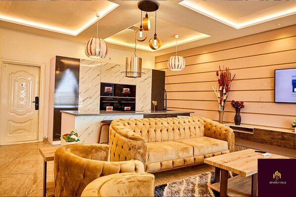 Smart-TV, Videospiele, Stereoanlage