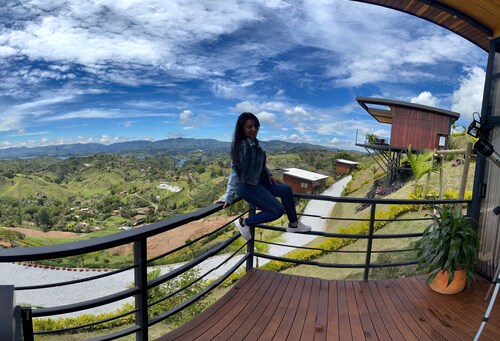 Hermosa Cabaña en Guatapé con Jacuzzi - Hermosa Visa y Paisaje