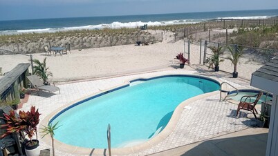 Exclusive PRIVATE Beach for 1 Home ONLY + Oceanfront Pool