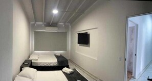 Quadruple Room | 1 bedroom, premium bedding, desk, free WiFi