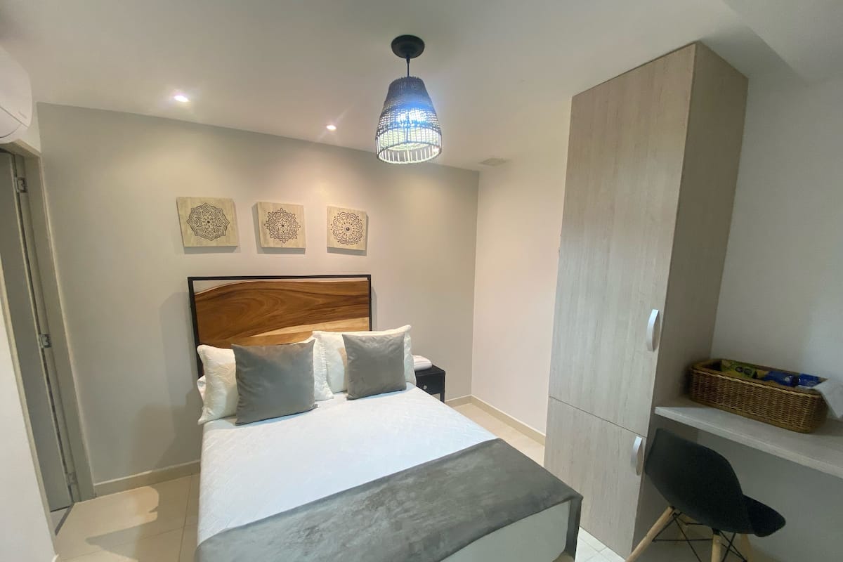 Traditionele kamer | 1 slaapkamer, luxe beddengoed, een laptopwerkplek, geluiddichte muren