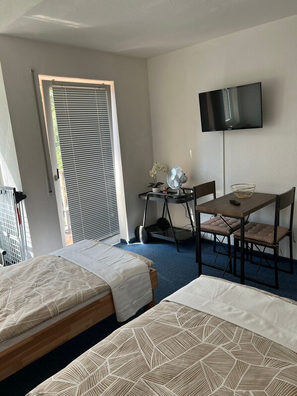 1 Schlafzimmer, Schreibtisch, Bügeleisen/Bügelbrett, kostenloses WLAN