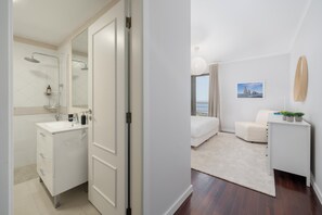 3 Schlafzimmer, Bügeleisen/Bügelbrett, Reisekinderbett, WLAN