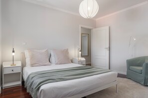 3 bedrooms, iron/ironing board, travel cot, WiFi