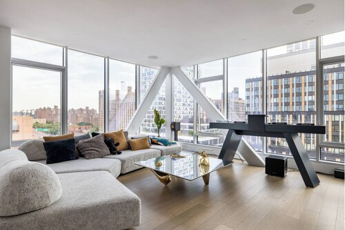 Travive Brand New Five Bedroom Penthouse