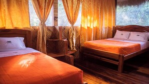 Free WiFi, bed sheets - Caiman Lodge (Palma Roja)