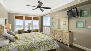 3 slaapkamers, een bureau, een strijkplank/strijkijzer, gratis wifi