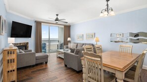 Smart-tv en een open haard