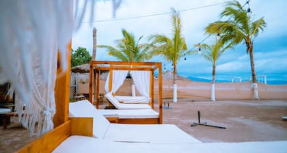 Baos Hotel & Restaurant