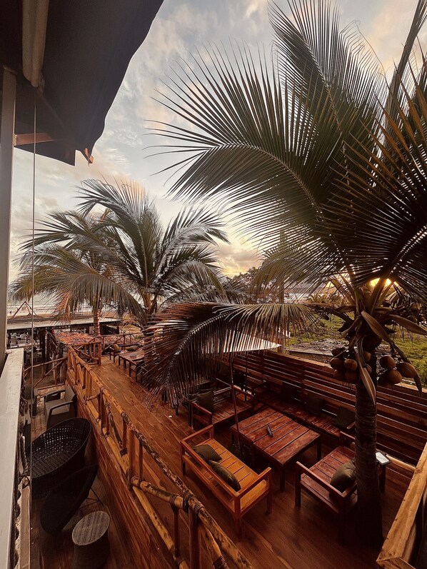 مطعم