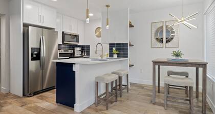 NEW Renovated Luxury Condo at the Tanque Verdes