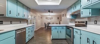 Updated 3Bed & 2Bath - 6min to Downtown - Fam&Pet Friendly