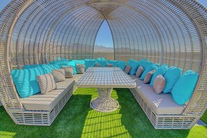 Rooftop terrace - Rooftop Pool with Views-King Beds-Parking 1123 (Scottsdale)