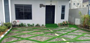 Exterior detail - Charming 2-Bedroom Duplex Minutes from LBS, Abraham Adesanya, Lekki Lagos (AJAH)