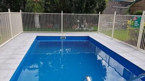 Bar im Pool