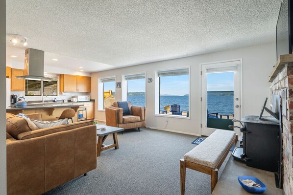 スマートテレビ、書庫