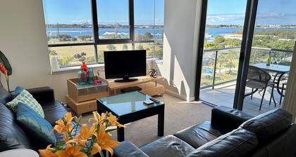 Ocean View Apartment at the heart of Gold Coast