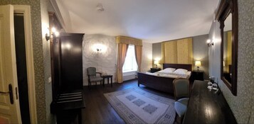 Design Room | Premium bedding, individually decorated, individually furnished, desk