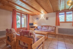 Televisie en een kantoor