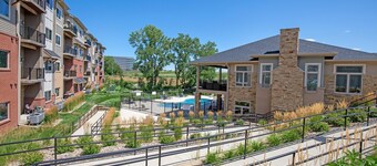 Top Floor! Garage Included + New Onsite Gym!