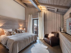 6 quartos, Wi-Fi de cortesia, roupa de cama