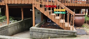 Gaia Yurt | Cedar Hot Tub | 1 hr to Skiing & Mt Rainier